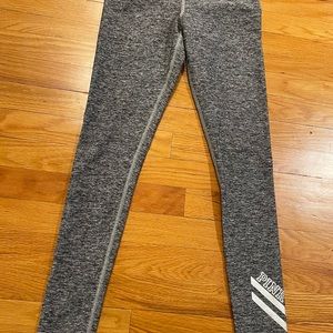 Pink VS grey leggings